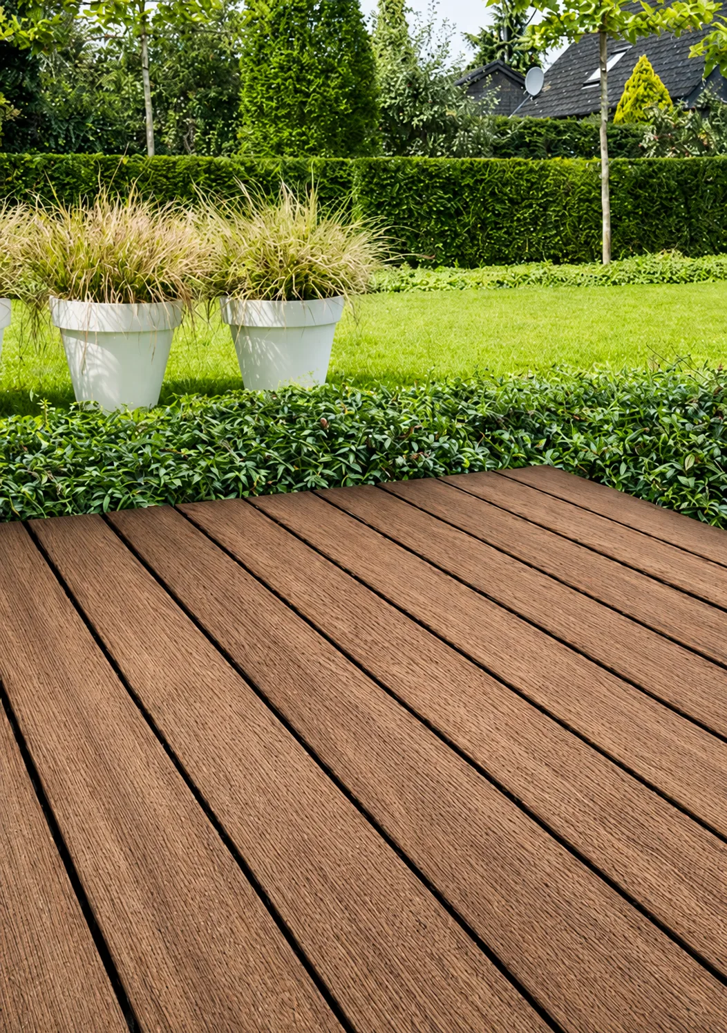 Pisos Deck Exterior
