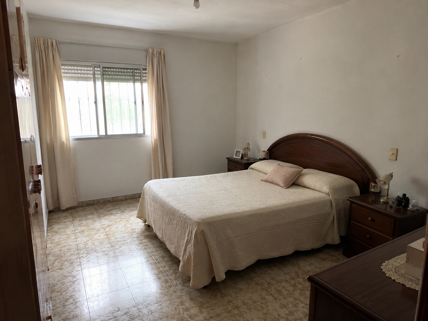 Antes - Dormitorio con Piso SPC